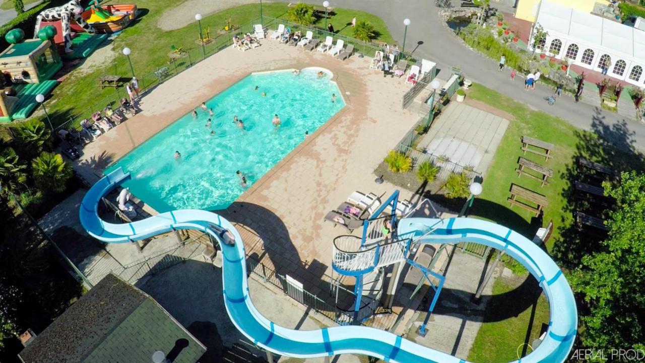 Camping La Haie Penee **** Saint-Quentin-en-Tourmont Eksteriør billede